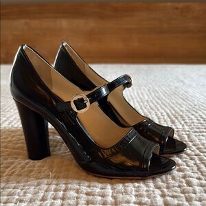Nicole Brundage for Furla black patent Italian leather heels Euro 37